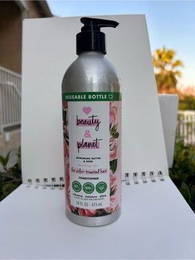 Pink Blooming Color Conditioner for Color-Treated Hair